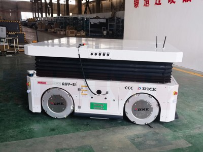 ہائبرڈ نیویگیشن میکنم وہیل اے جی وی